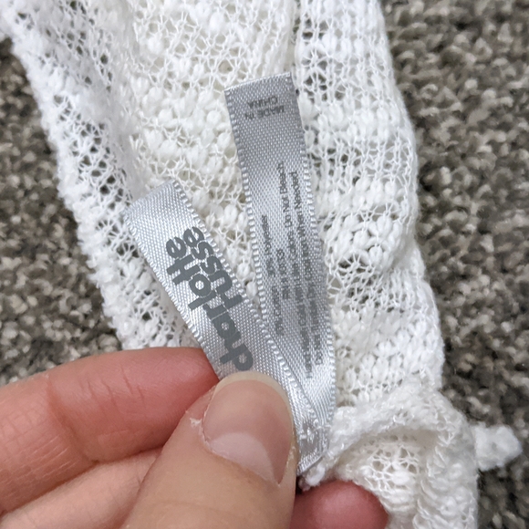 Charlotte Russe Fashion Neck Scarf Accessory - Picture 2 of 4